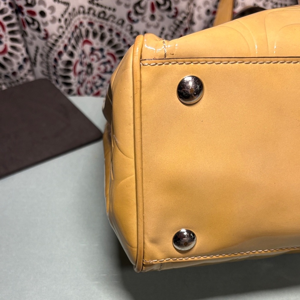 Coach Hampton Gallery Mustard Yellow Embossed Patent Leather Tote F14414 - Picture 10 of 15
